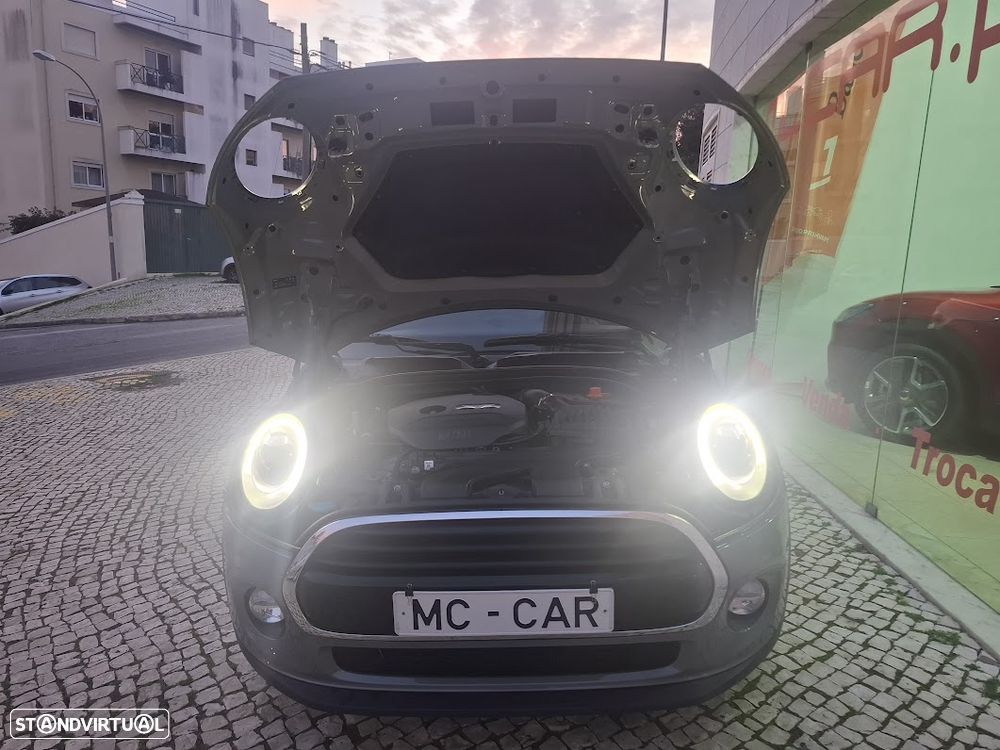 MINI Cabrio Cooper Essential - 54