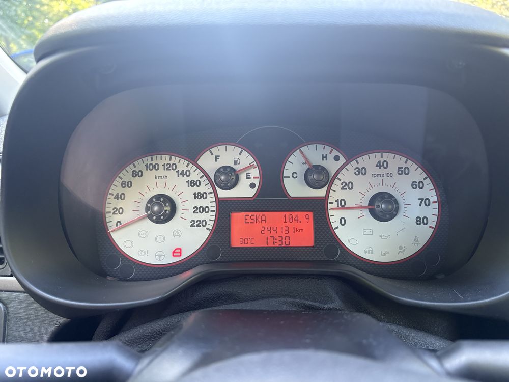 Fiat Grande Punto - 7