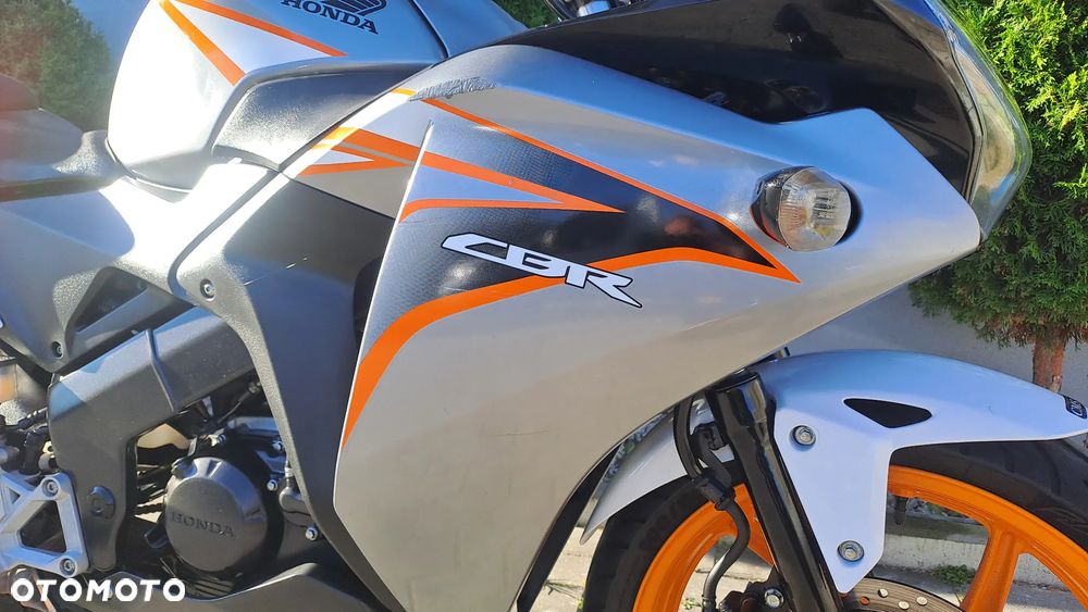 Honda CBR - 11