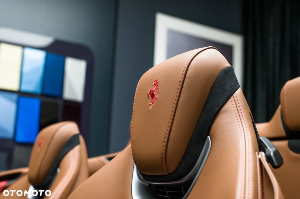Ferrari Roma Spider - 27