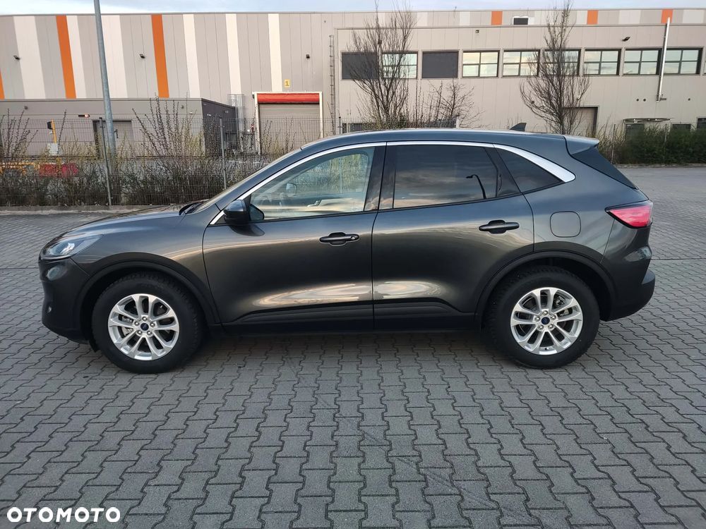 Ford Kuga - 2