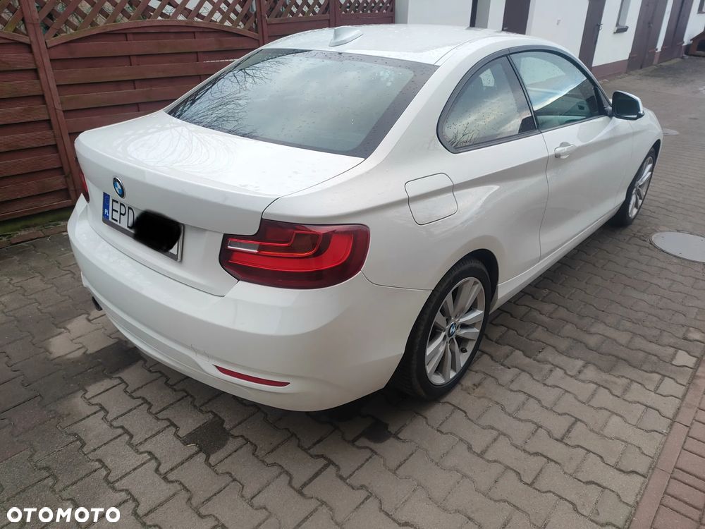 BMW Seria 2 218d Luxury Line - 4