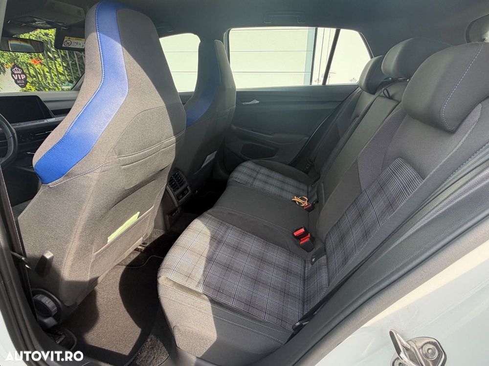 Volkswagen Golf 1.4 GTE Plug-In-Hybrid DSG - 11