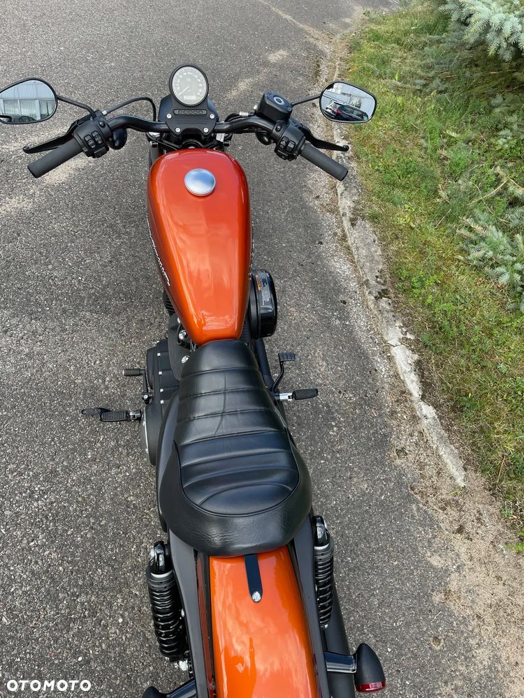 Harley-Davidson Sportster Iron 883 - 5