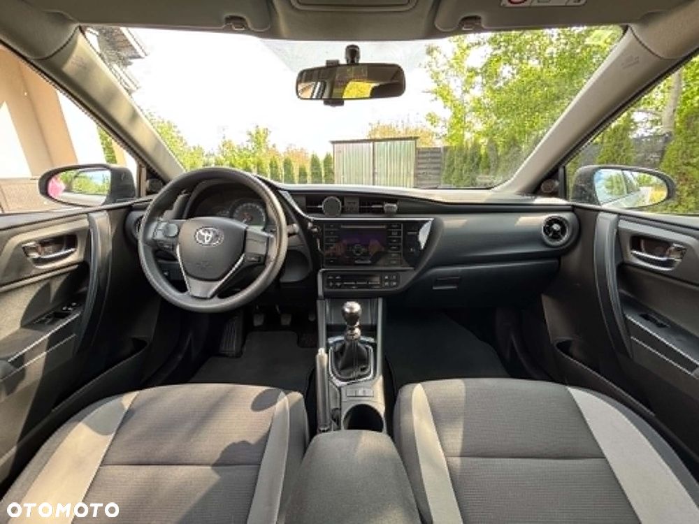 Toyota Auris 1.33 VVT-i Active - 12