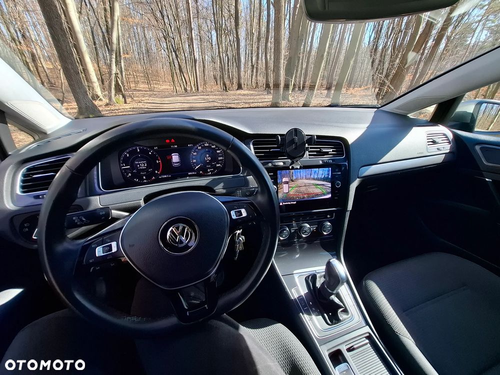 Volkswagen Golf 1.6 TDI SCR DSG Comfortline - 13