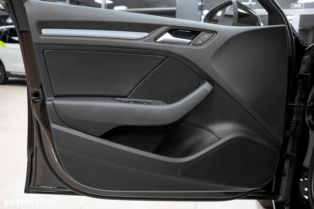 Audi A3 1.6 TDI Sportback (clean diesel) S tronic Ambition - 23