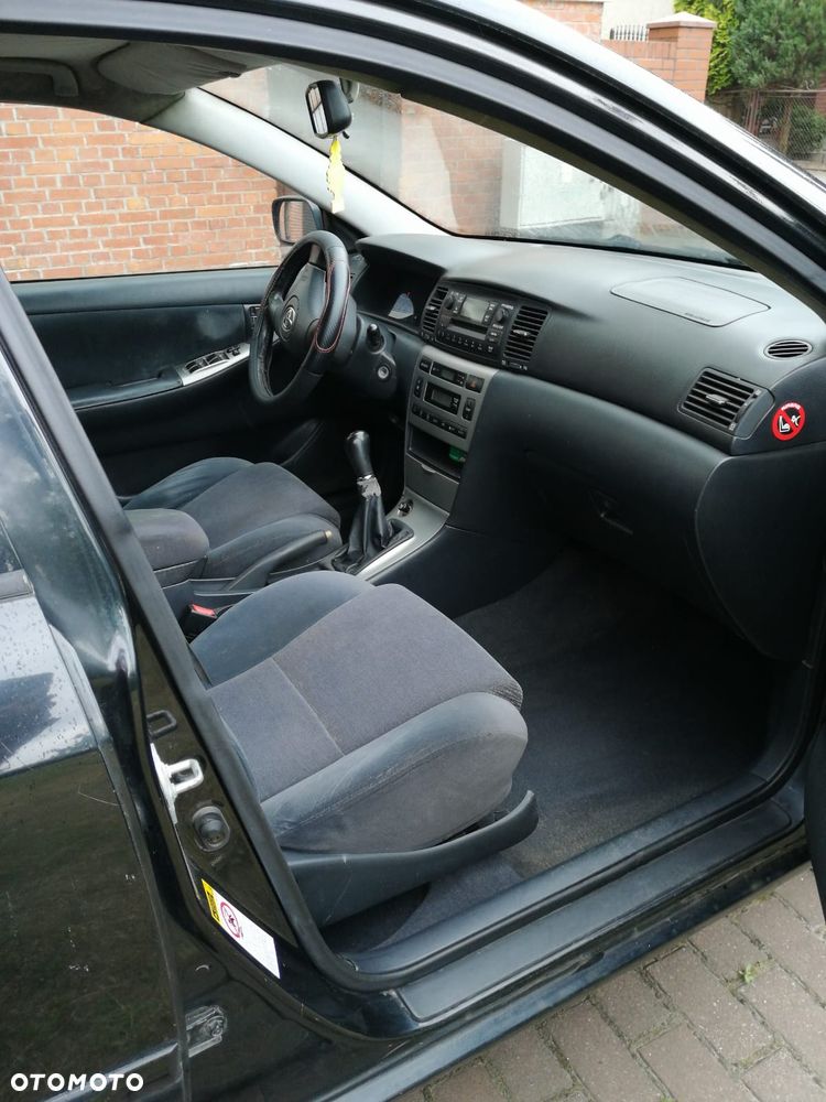 Toyota Corolla 2.0 D-4D Sol - 14