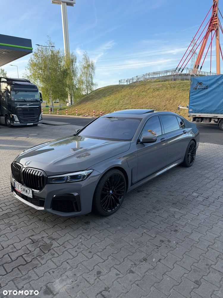 BMW Seria 7 - 15