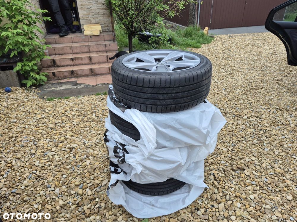 Alufelgi z oponami AUDI A5/ A6 rozm. 245/40/19 2025r. - 2