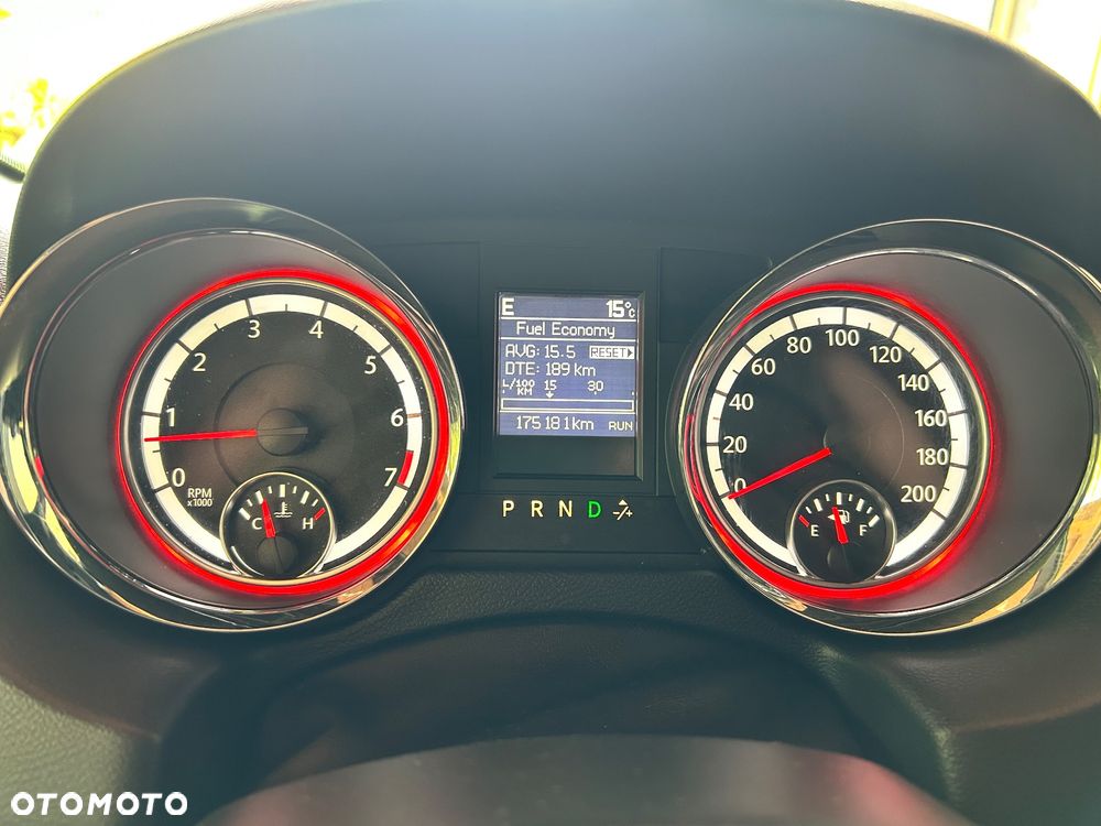 Dodge Grand Caravan 3.6 R/T - 18