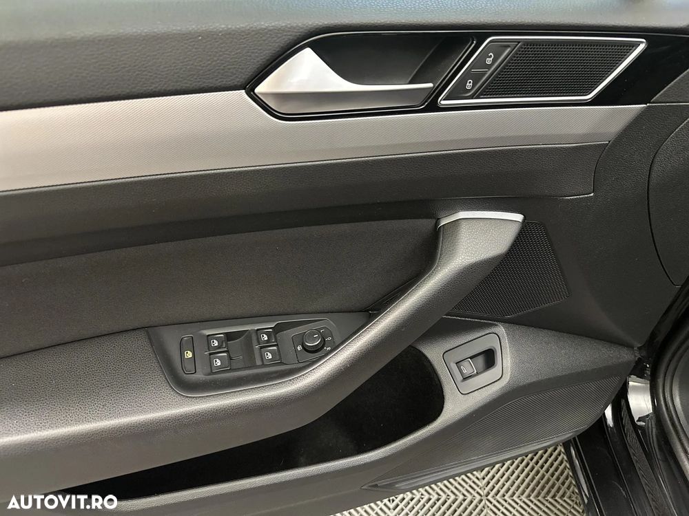 Volkswagen Passat Variant 2.0 TDI DSG Comfortline - 14