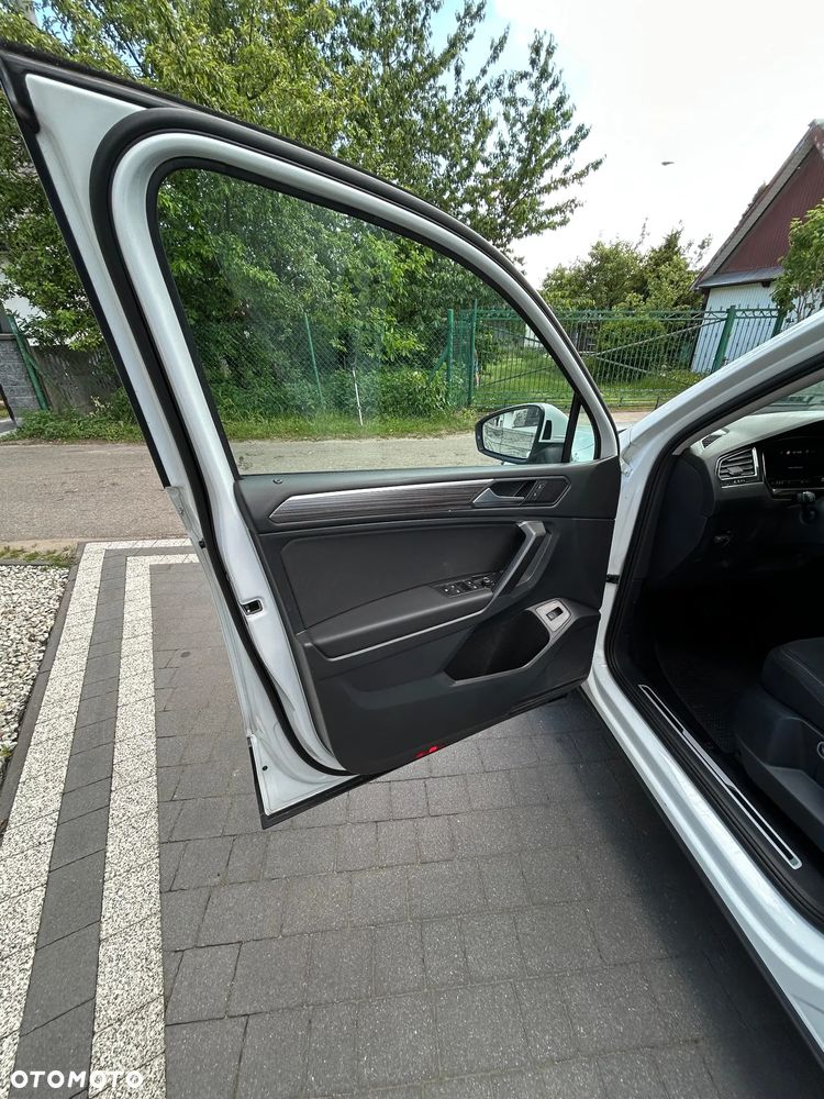 Volkswagen Tiguan Allspace 2.0 TDI SCR 4Motion DSG Elegance - 20