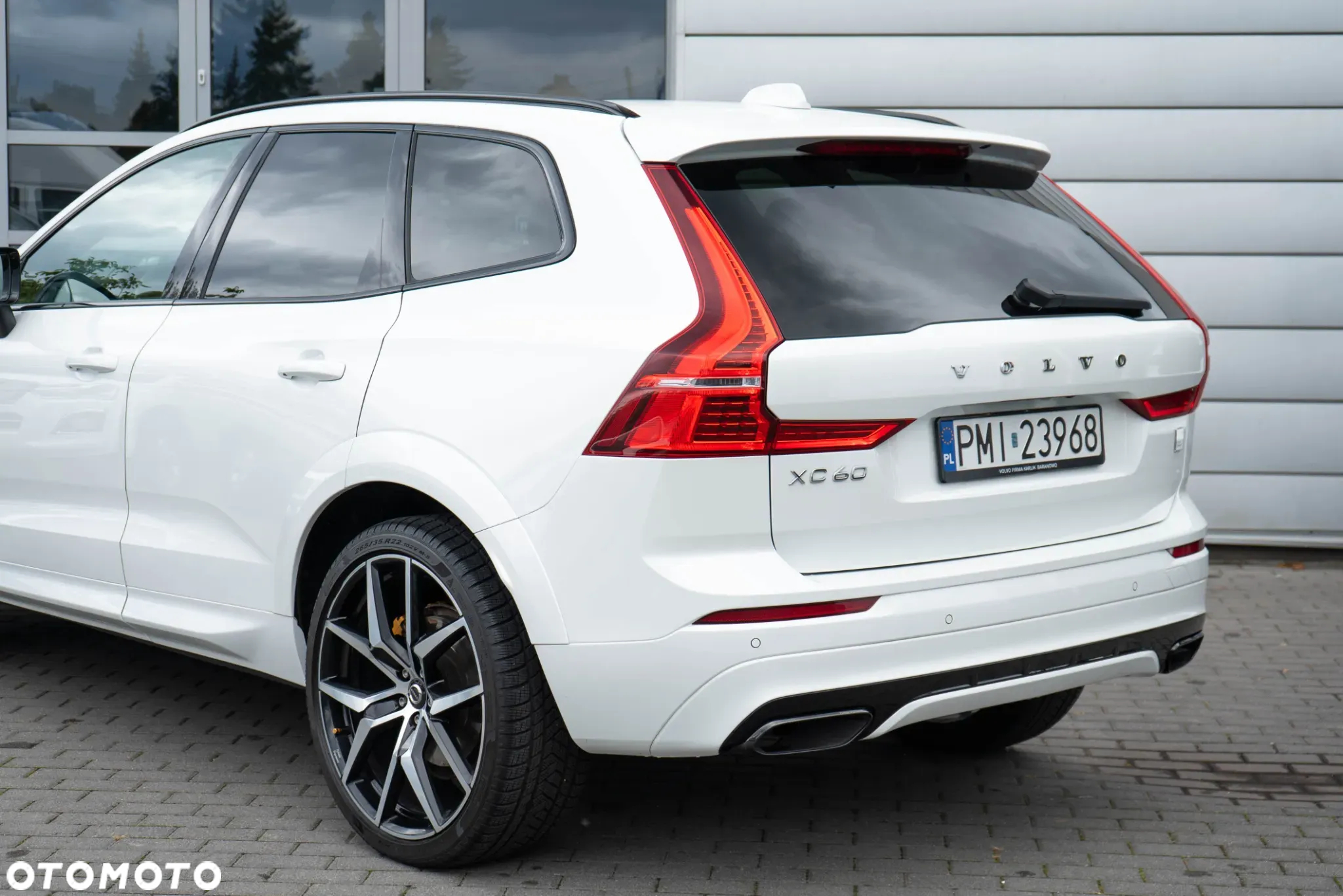 Volvo XC 60 T8 AWD Plug-In Hybrid Polestar Engineered - 9