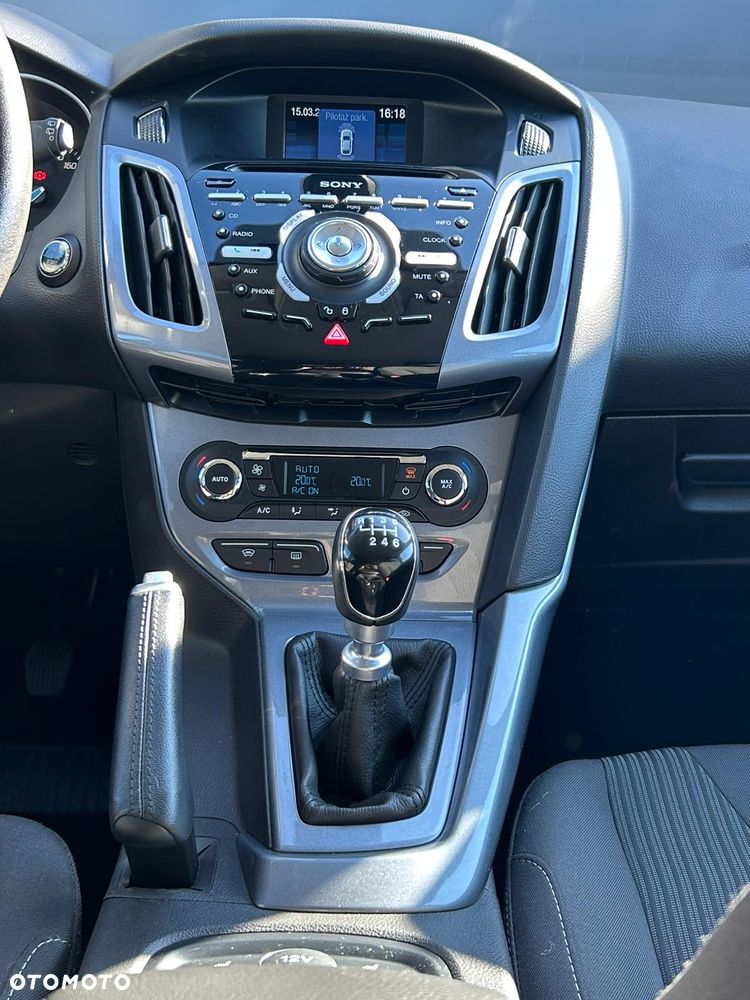 Ford Focus 1.6 EcoBoost Start-Stopp-System SYNC Edition - 20