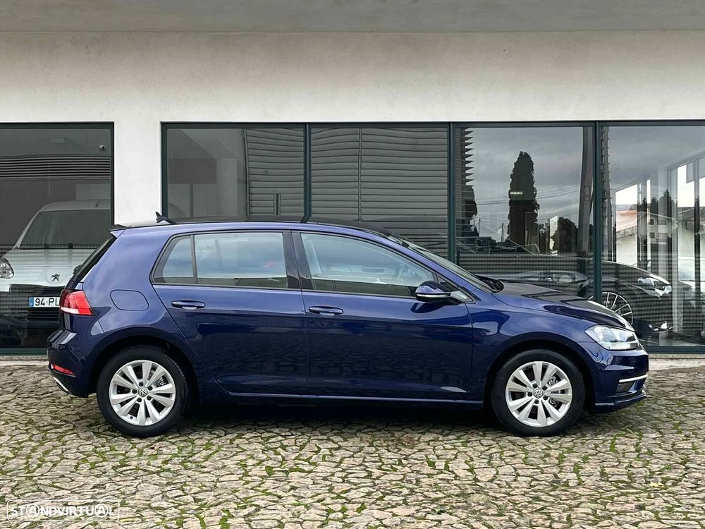 VW Golf 1.6 TDI Confortline - 4