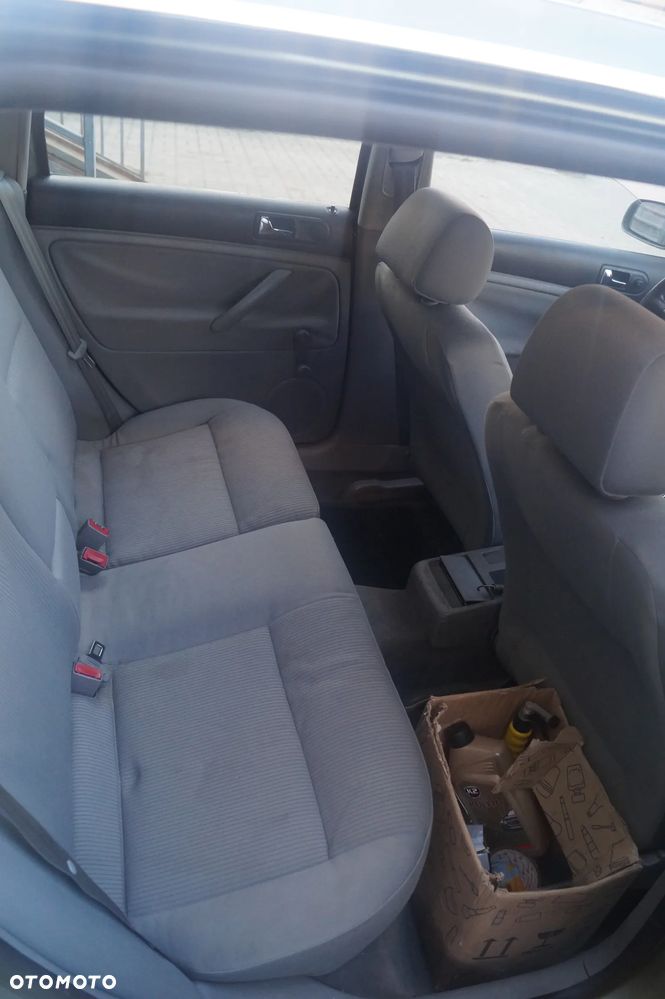 Volkswagen Passat Variant 1.9 TDI - 22