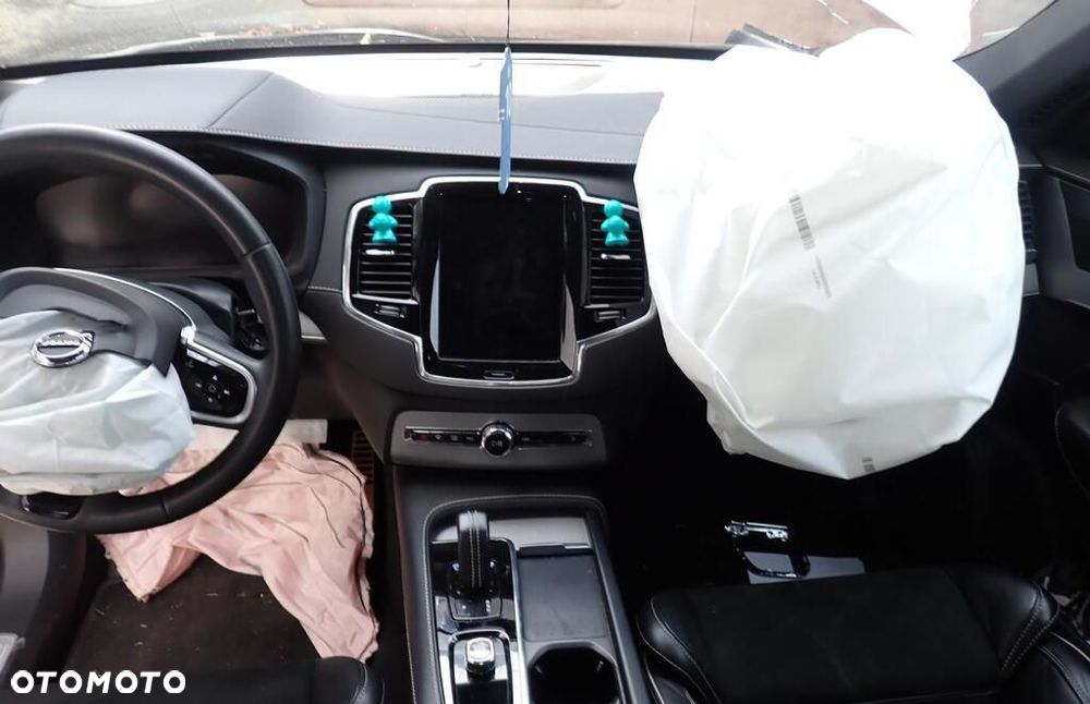 Volvo XC 90 B5 D AWD R-Design 7os - 3