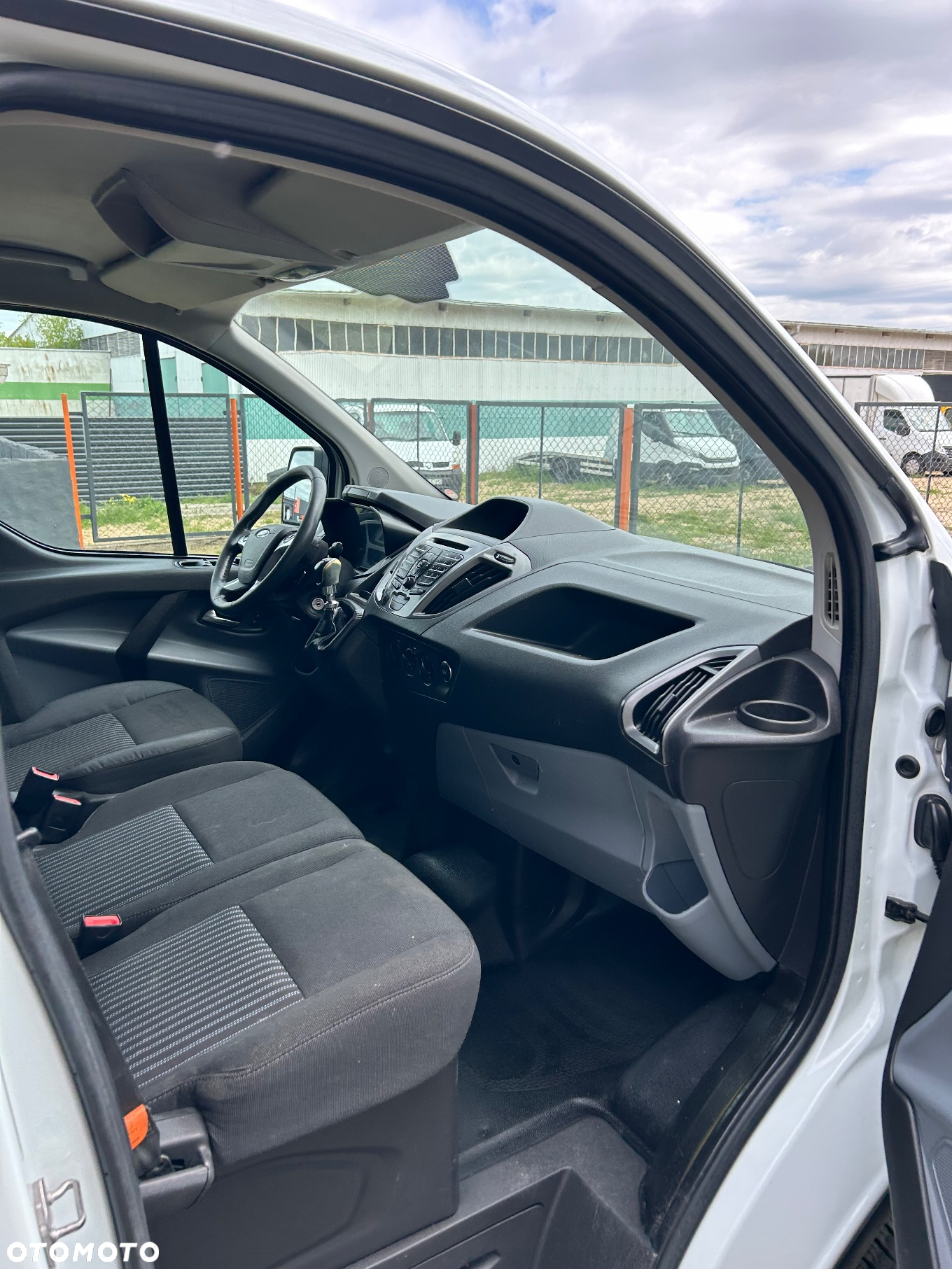 Ford Transit Custom - 14
