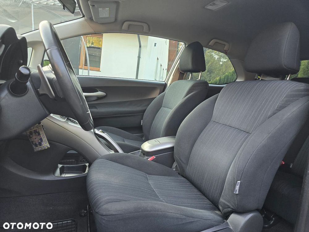 Toyota Auris - 26