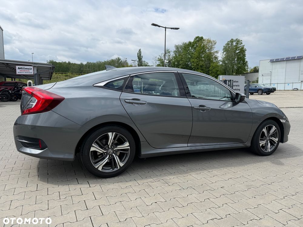 Honda Civic 1.5 T Executive CVT - 6