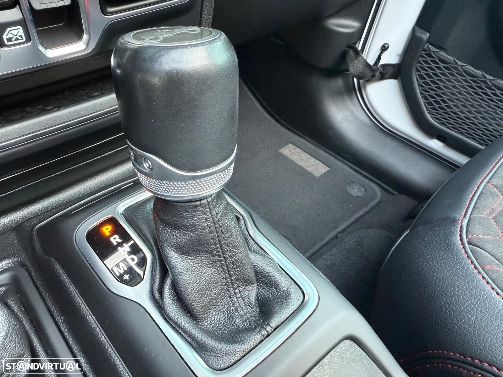 Jeep Wrangler Unlimited 2.2 CRD Night Eagle AT - 32