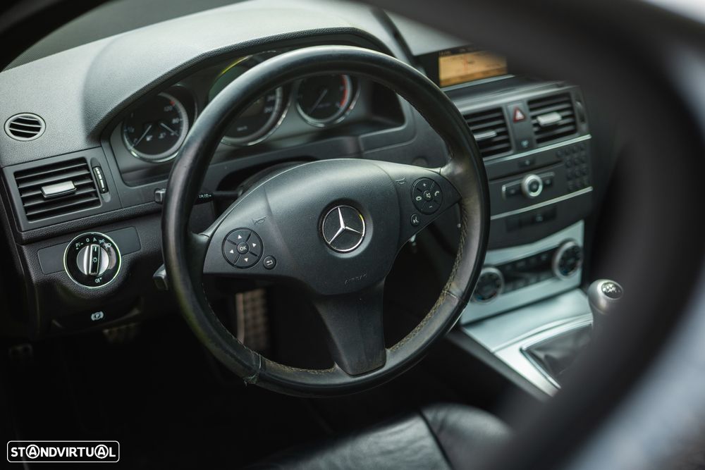 Mercedes-Benz C 220 CDI Avantgarde BlueEfficiency - 19