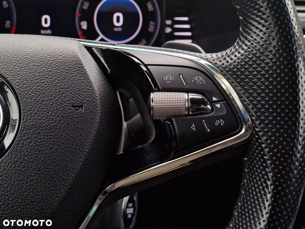 Skoda Superb 1.4 TSI Plug-In Hybrid Sportline DSG - 27