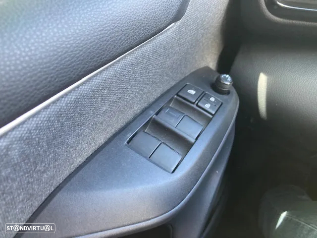 Toyota Yaris 1.5 HDF Exclusive - 14