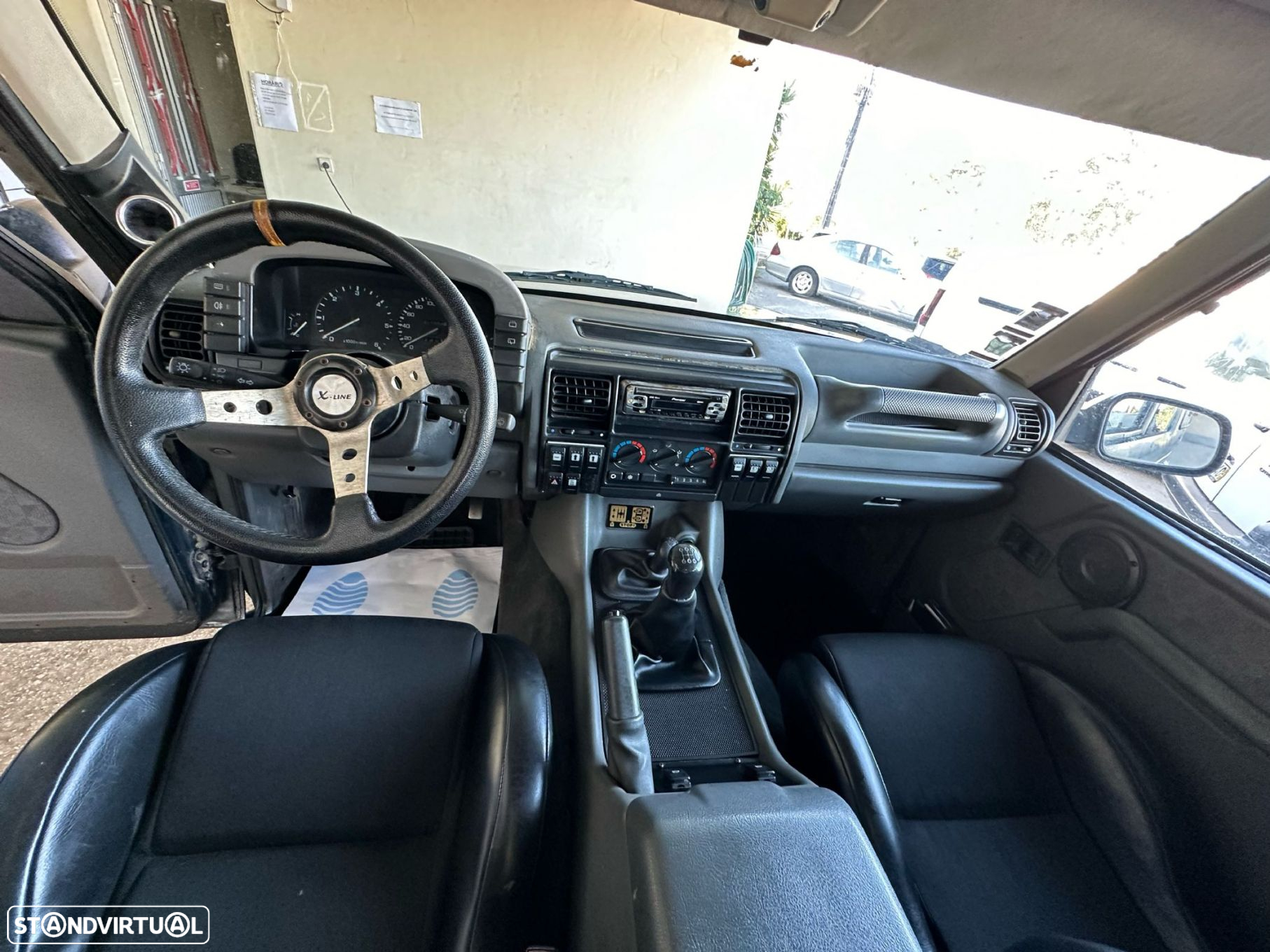 Land Rover Discovery - 11