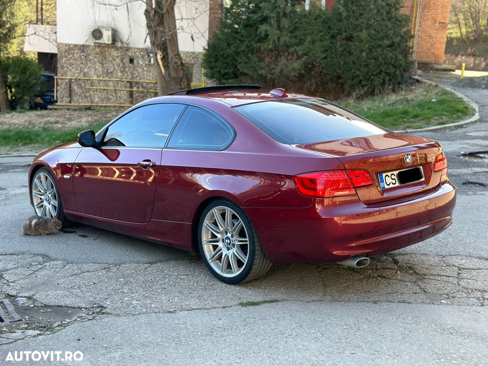 BMW Seria 3 320d - 4