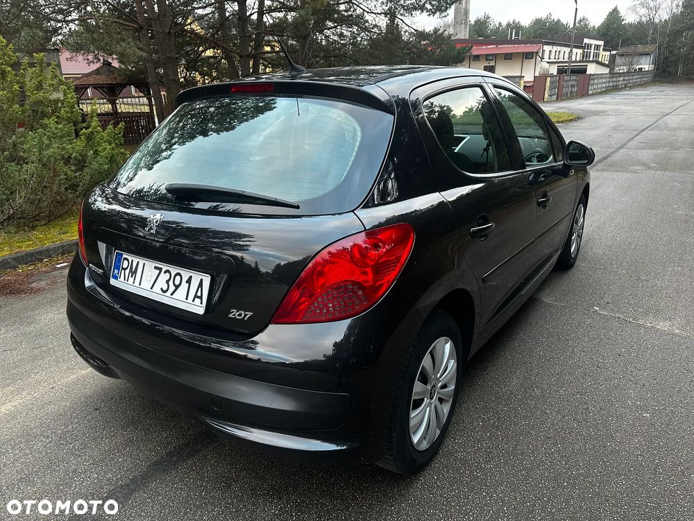 Peugeot 207 1.4 16V Presence - 7