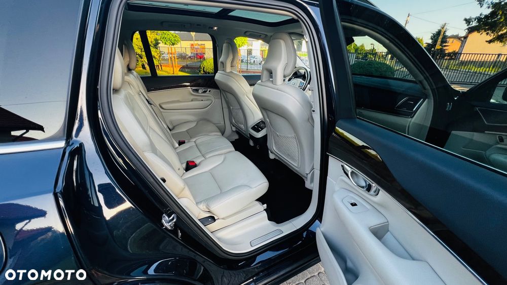 Volvo XC 90 - 15