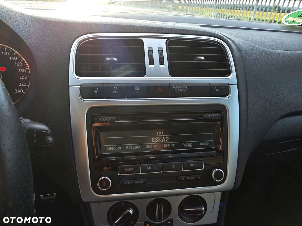 Volkswagen Polo 1.2 TSI Cross Urban White - 18