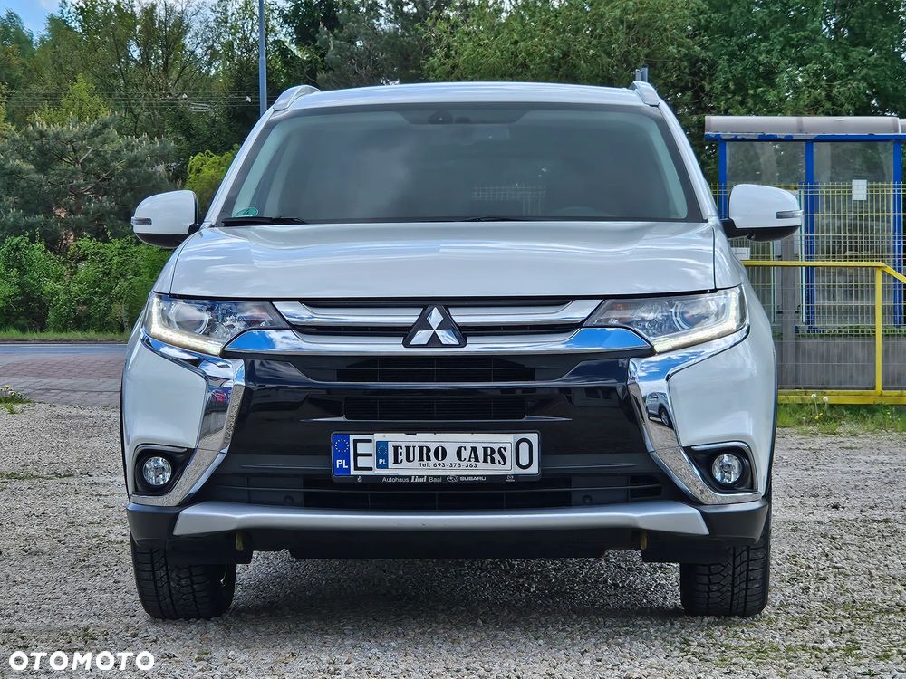 Mitsubishi Outlander 2.0 2WD Diamant - 12