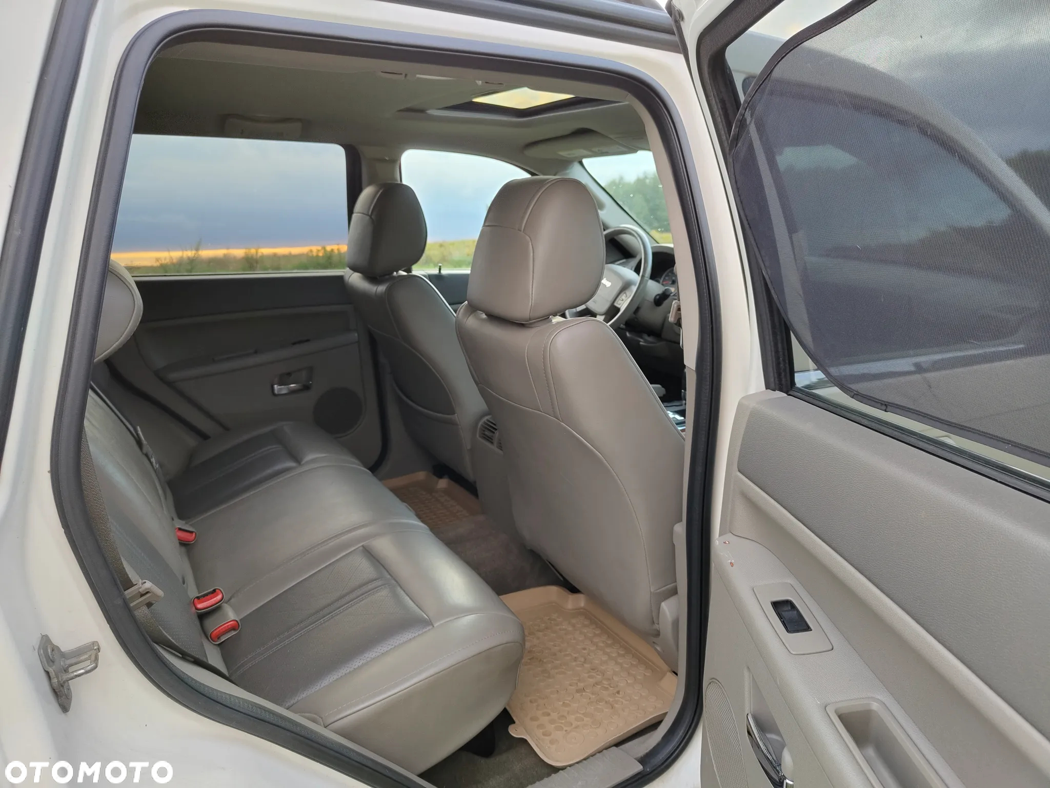 Jeep Grand Cherokee 4.7 Limited - 18