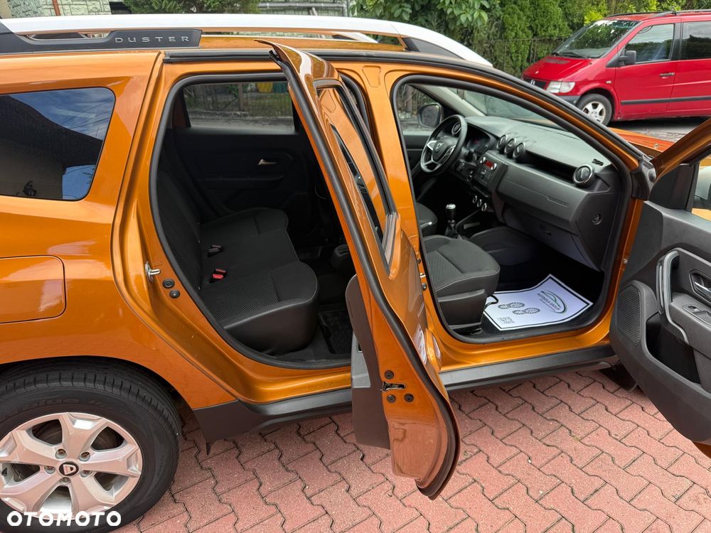 Dacia Duster 1.6 SCe Laureate S&S - 17