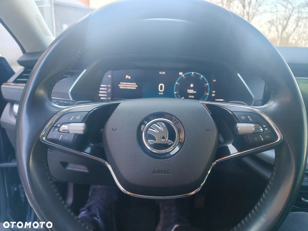 Skoda Octavia 2.0 TDI Sportline DSG - 16