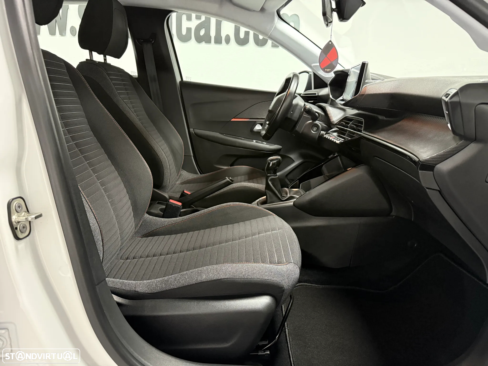 Peugeot 208 1.2 PureTech Active - 13
