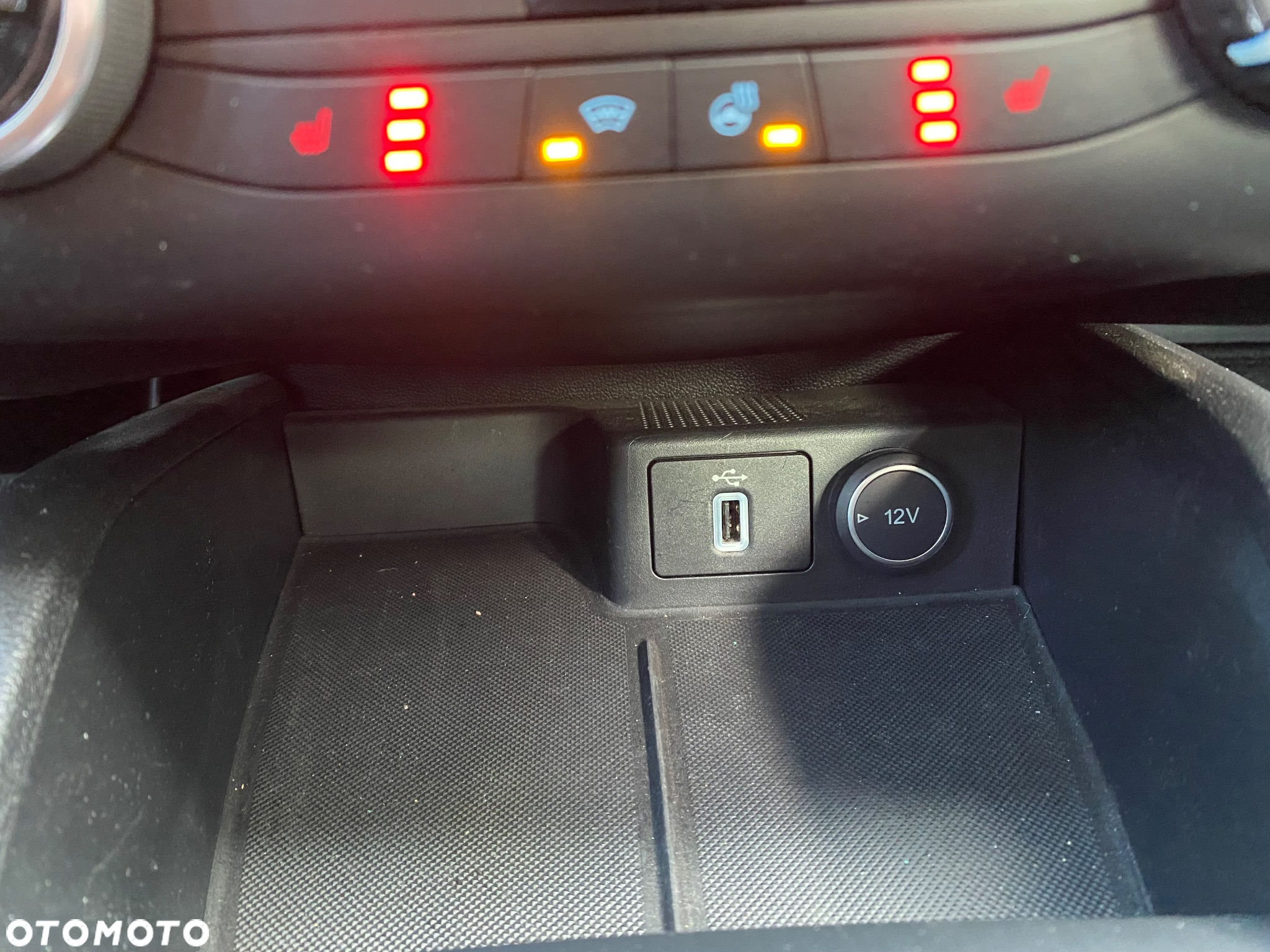 Ford Focus Turnier 1.5 EcoBlue Start-Stopp-System ACTIVE DESIGN - 24