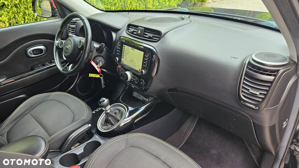 Kia Soul 1.6 GDI Dream Team Edition - 12