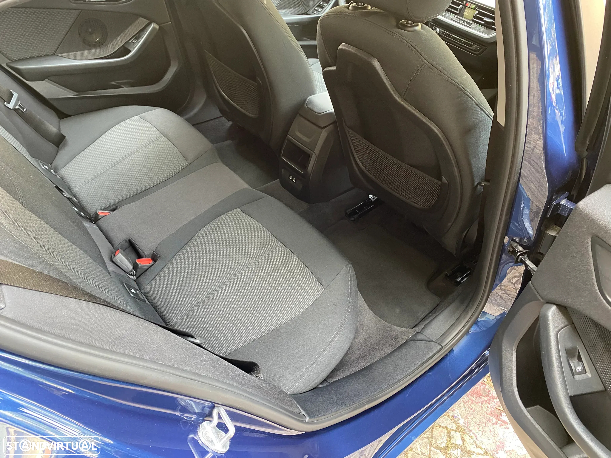 BMW 116 d Corporate Edition Auto - 24