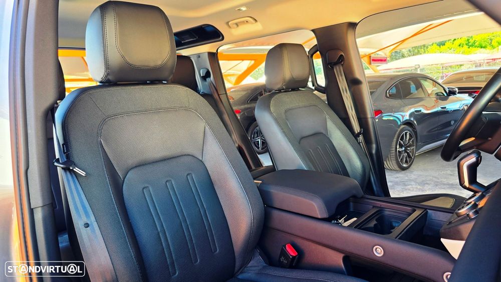 Land Rover Defender 2.0 D 110 AWD S - 31