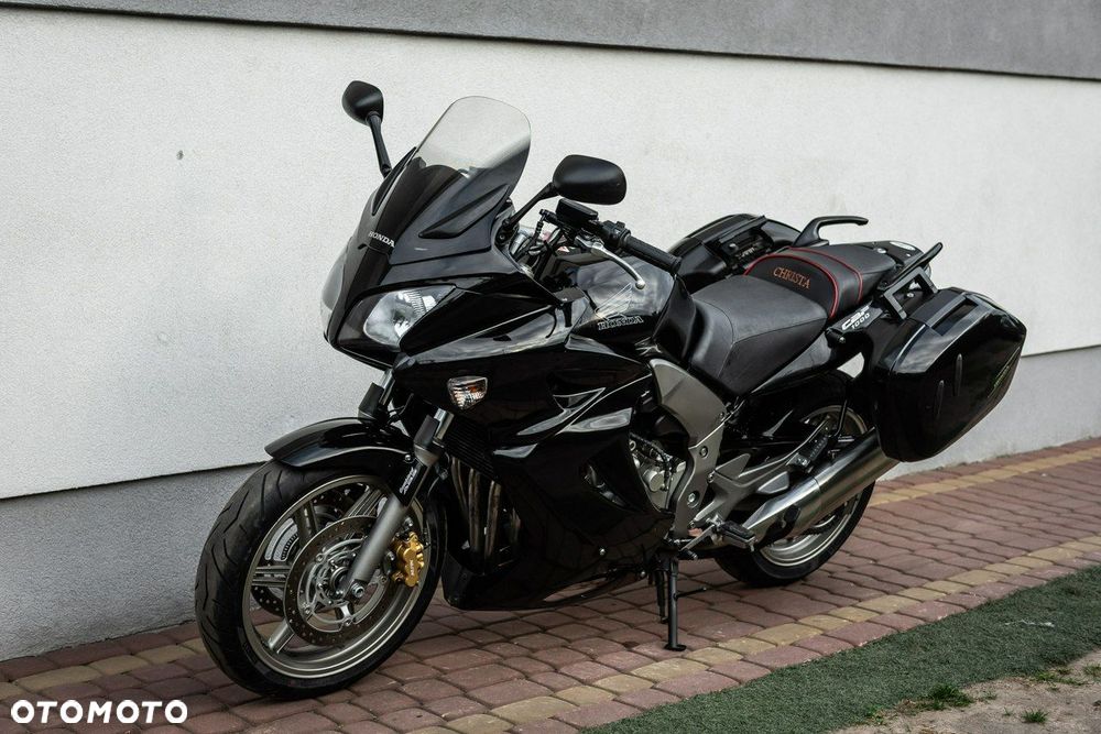 Honda CBF - 7