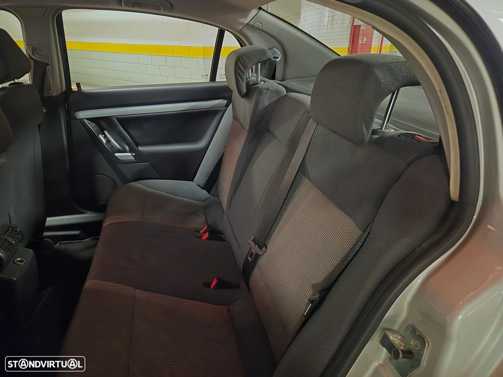 Opel Vectra 1.9 CDTi Elegance - 20