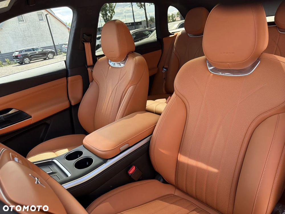 XPeng G9 94.6 kWh AWD Performance - 12
