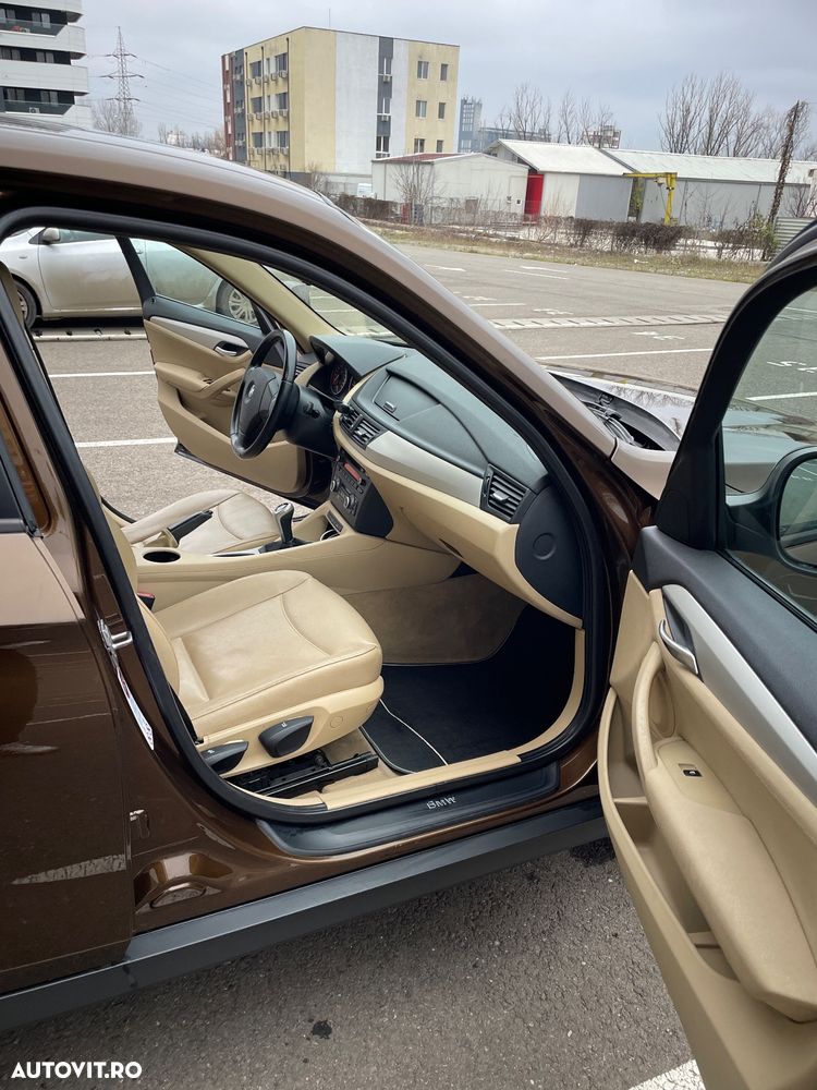 BMW X1 sDrive20d - 10