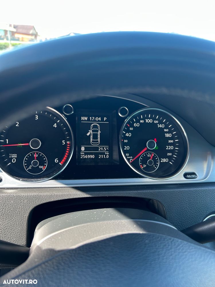 Volkswagen Passat 2.0 TDI DSG (BlueMotion Technology) Comfortline - 6