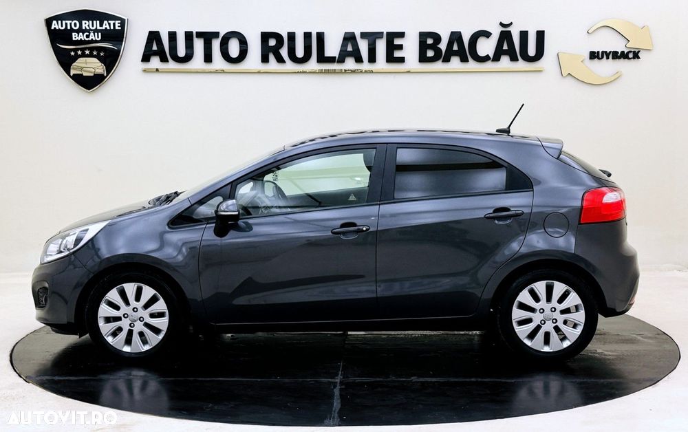 Kia Rio - 5