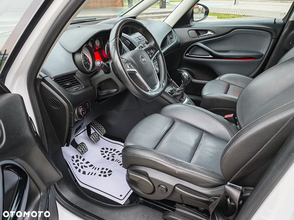 Opel Zafira 2.0 CDTI Cosmo - 19